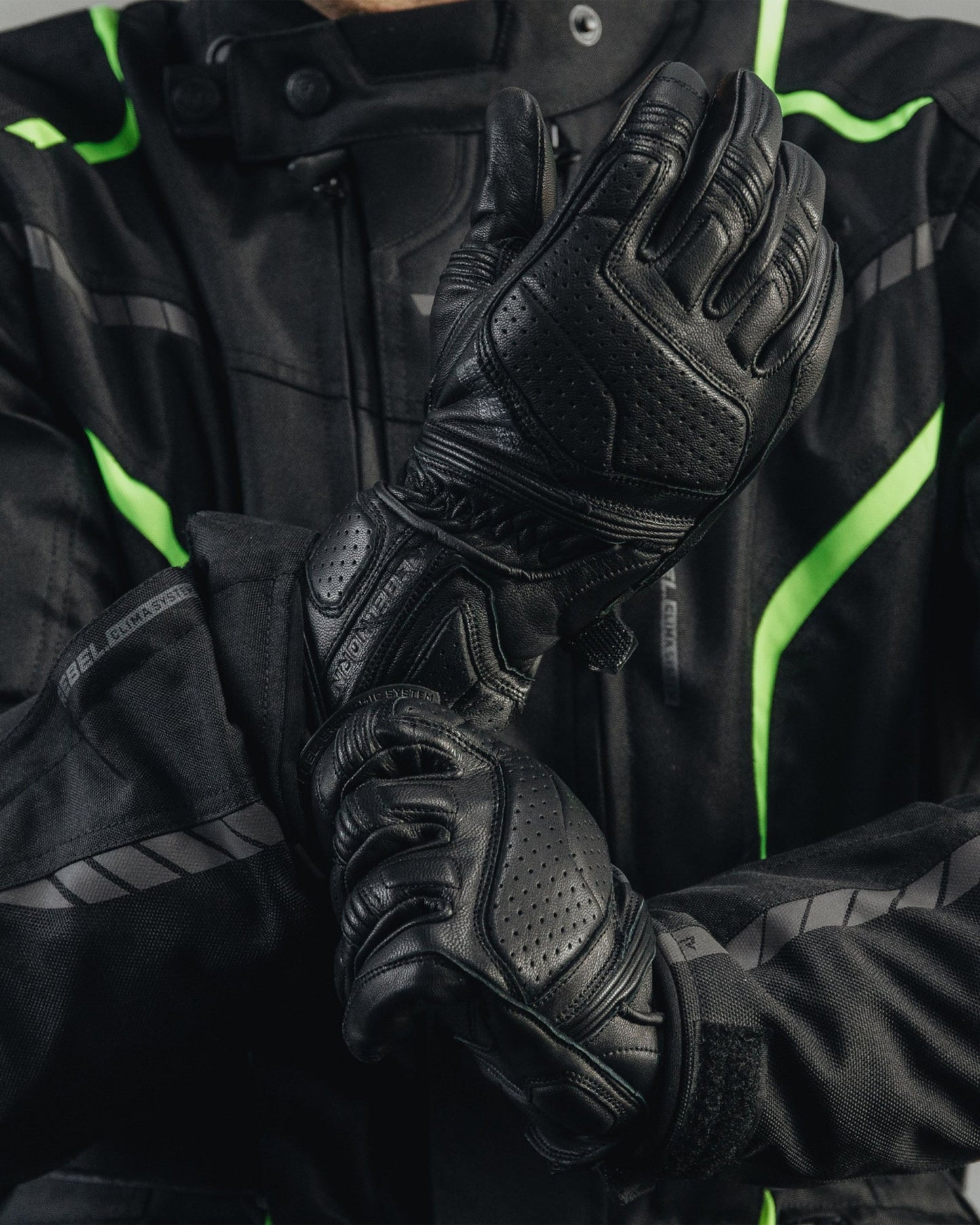 Hike II Motorradhandschuhe Schwarz