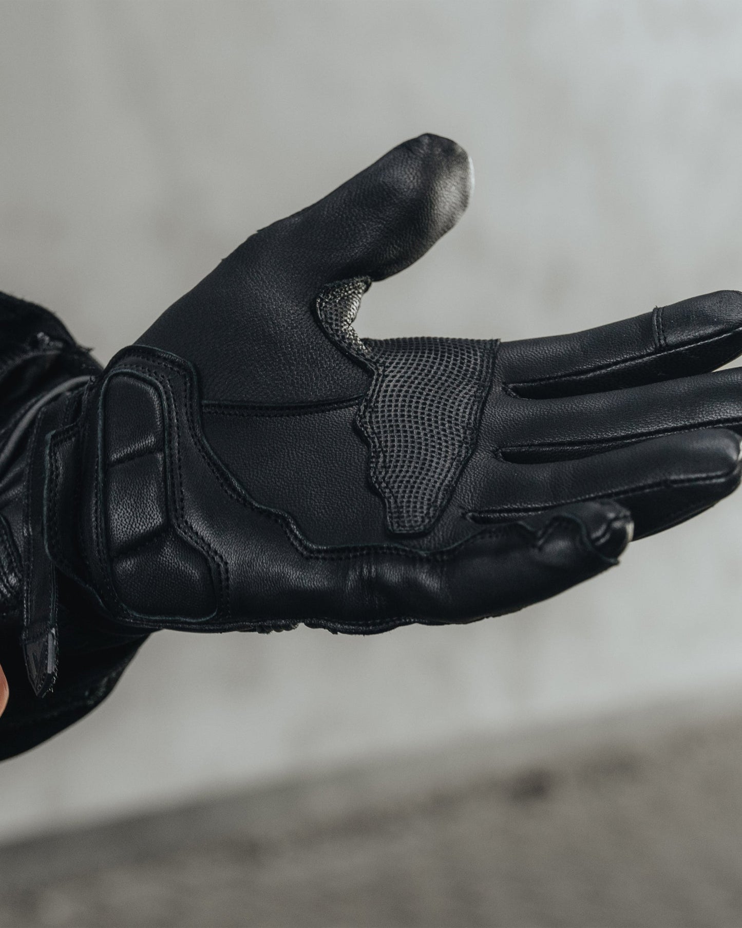 Hike II Motorradhandschuhe Schwarz