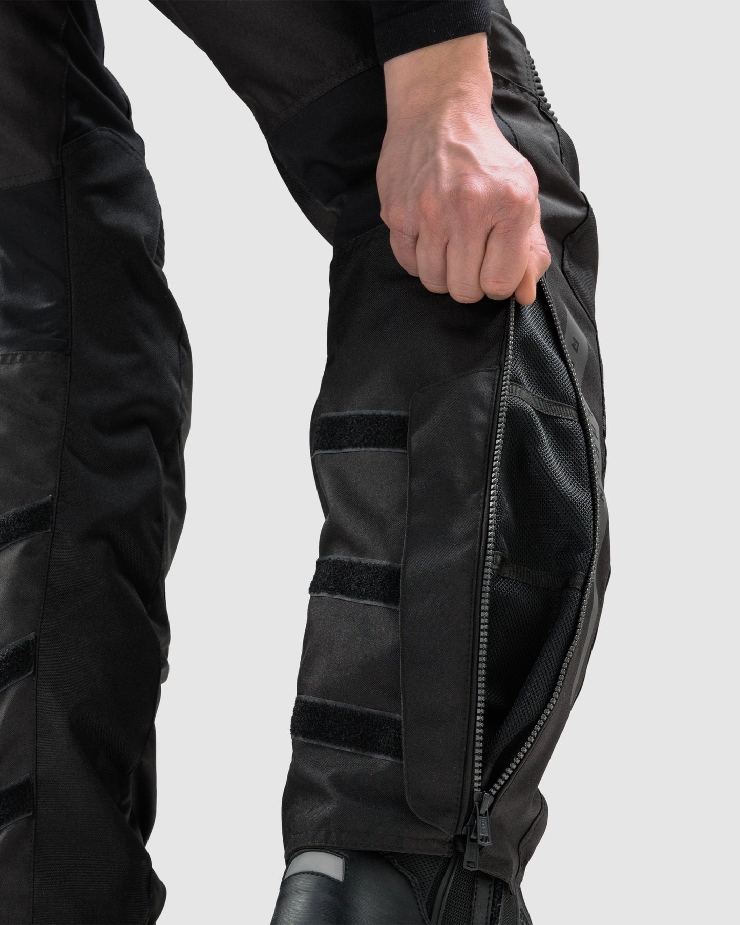 Hiker IV Motorradhose Schwarz Kurz